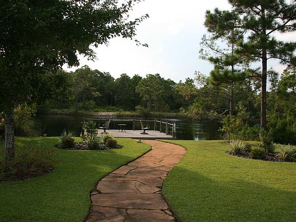 3rd image of 4169 Serenca Way