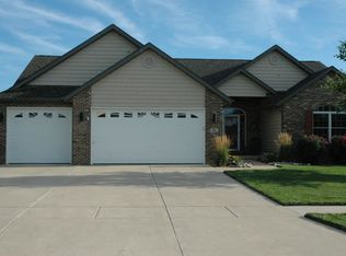 315 Piazza Ln, Chatham, IL 62629