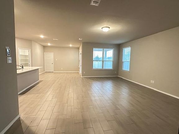 3rd image of 6024 Pitcher Way