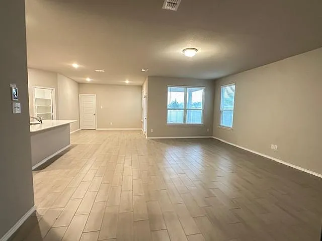 6024 Pitcher Way — Photo 3