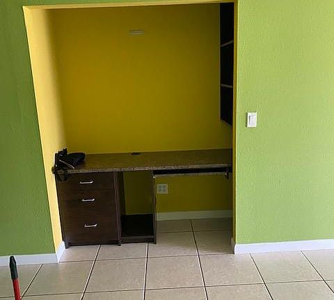 5th image of 2516 S 19th St APT 205