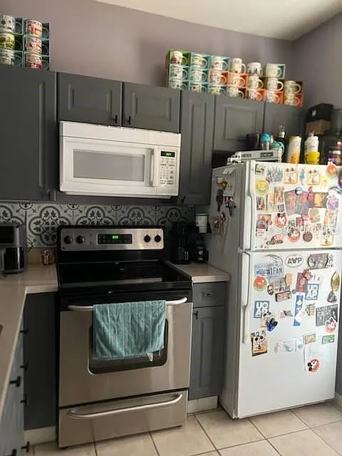 1 bed, 1.0 bath, 830 sqft, $1,950 — Photo 2
