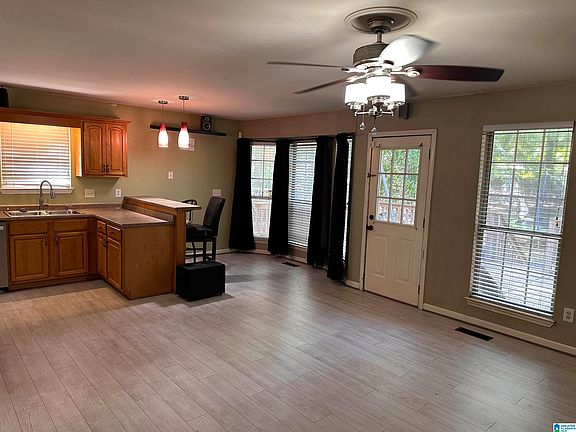 2nd image of 11616 Brown Cir