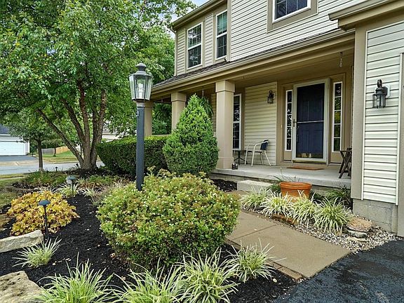 3rd image of 796 Manchester Ct