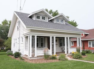 30 W Wisconsin Ave, Cedar Grove, WI 53013