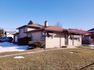 1011 Glen Ct, Waukegan, IL 60085