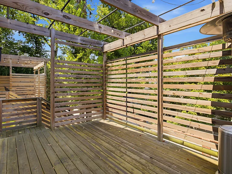 3914 Abbott Martin Rd — Photo 37