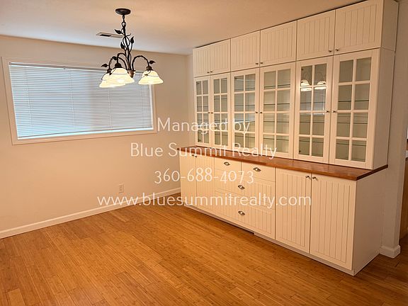 5th image of 4613 18th Ave SE