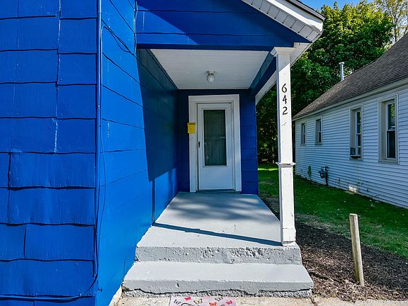 4th image of 642 Henry Ave SE