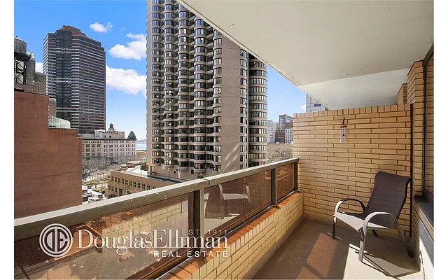 Rented by Douglas Elliman | media 23