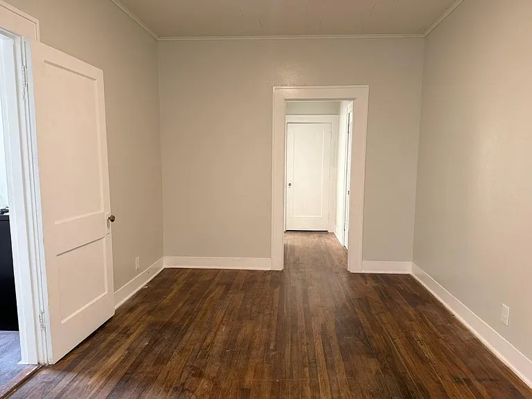 1721 Elizabeth Ave — Photo 7