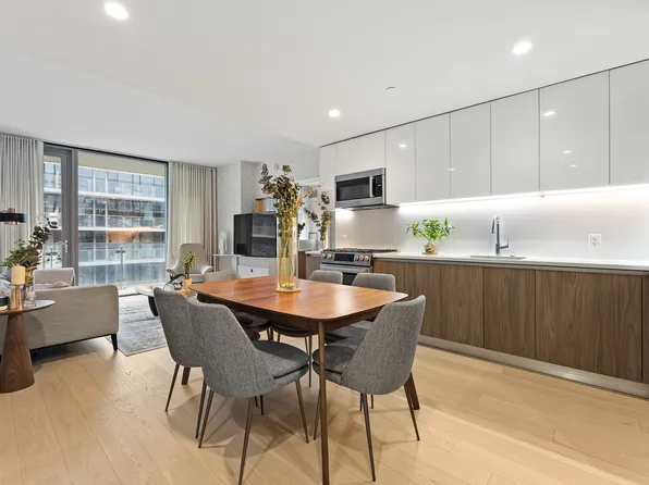 131-01 40th Road image 25 of 31