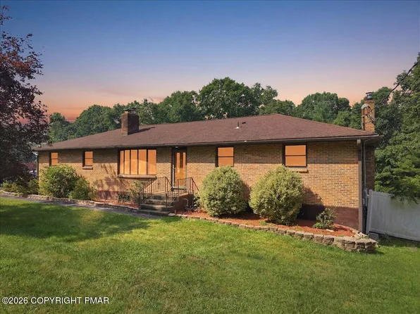 345 O'Donovan Dr, East Stroudsburg, PA 18301