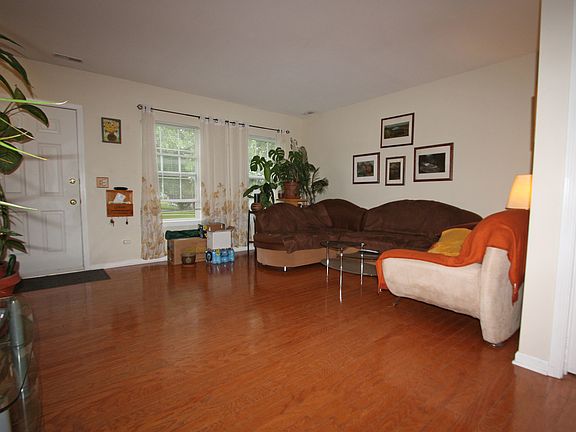 4th image of 1250 N Split Oak Cir