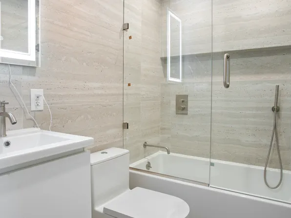 106 Jefferson Avenue image 11 of 12