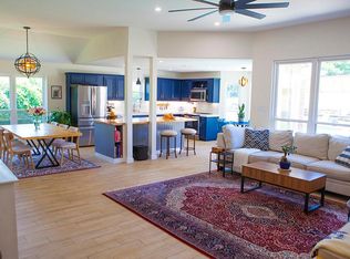 900 Jacobs Crossing Ct, Burleson, TX 76028