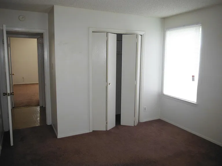 1302 Quail Cir #A — Photo 7