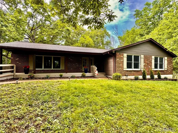 3830 Dutch Hollow Ln, Pacific, MO 63069
