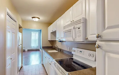 4 Dehaven Dr #2E Photo 1