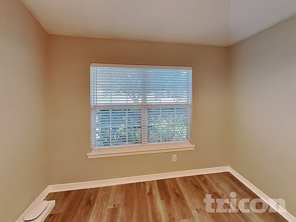 4th image of 715 Pequin Rd