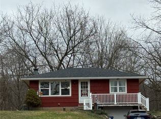 2950 Cambier Rd, Newark, NY 14513