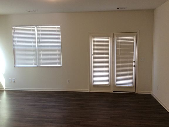 4th image of 3075 Tarian Way