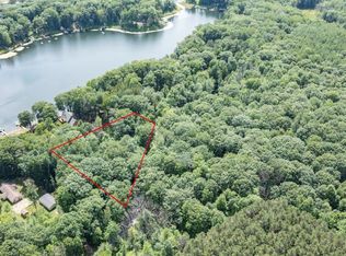 E Oak Ridge Ln, Gresham, WI 54128