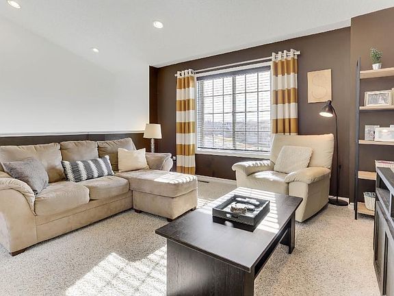 2nd image of 2059 Brittany Ct