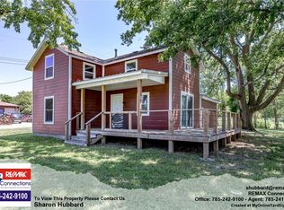 109 S Center St, Williamsburg, KS 66095