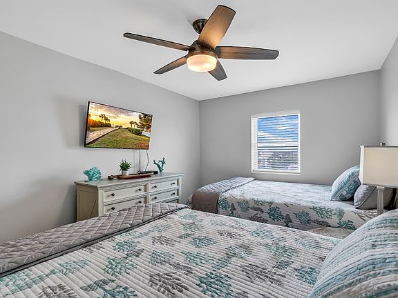 4th image of 102 N Ocean Blvd Unit 1609
