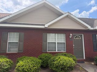 224 Katelyn Cir, Warner Robins, GA 31088
