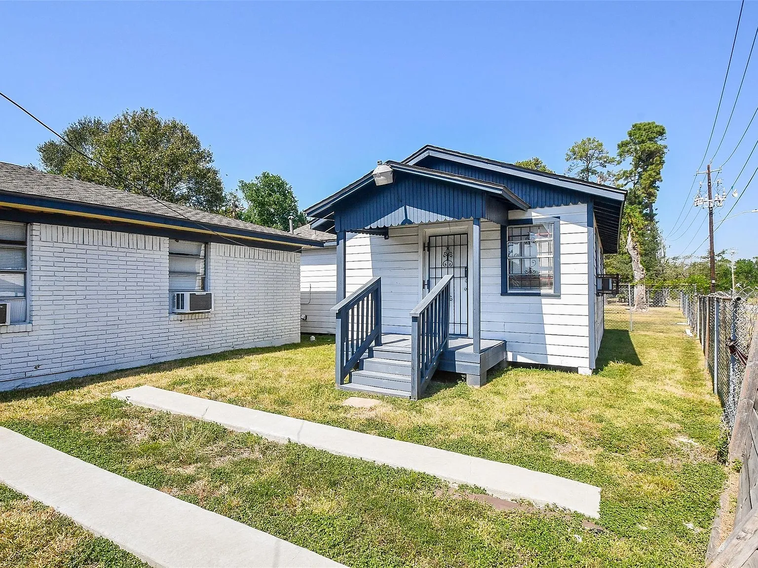 1 bed, 1.0 bath, 2598 sqft, $1,150 — Photo 2