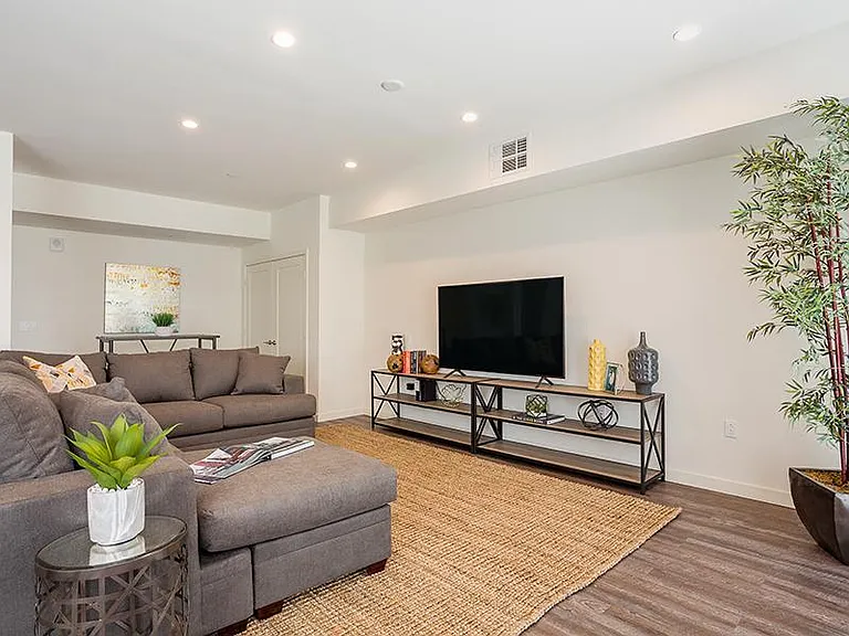 The Reserve at Seabridge — Photo 10