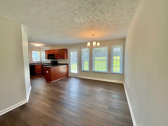 3rd image of 4404 Bishamon St
