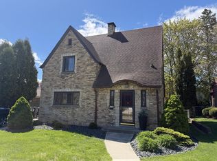 609 Waldo Blvd, Manitowoc, WI 54220