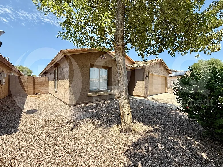 7144 S Skylark Ln — Photo 2