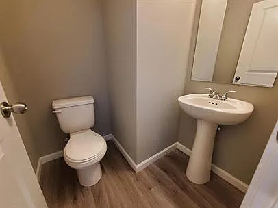 4 bed, 2.5 bath, 1766 sqft, $2,675 — Photo 3