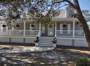 4473 Pam St SE, Southport, NC 28461