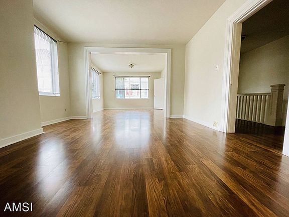 4th image of 1902 Divisadero St