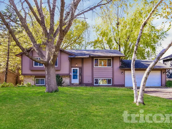 6865 Buckingham Rd, Woodbury, MN 55125