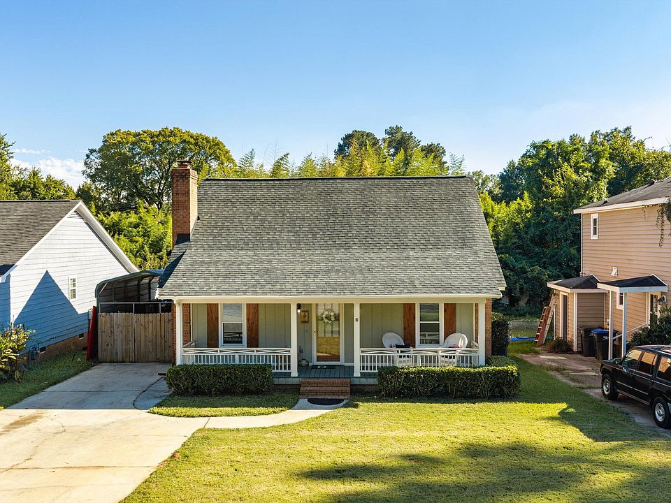 1st image of 2456 Riverlook Dr