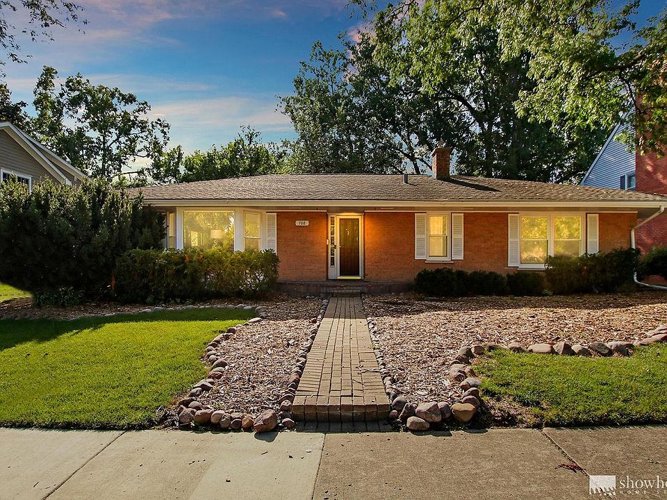 708 Garfield Ave, Lake Bluff, IL 60044 Zillow