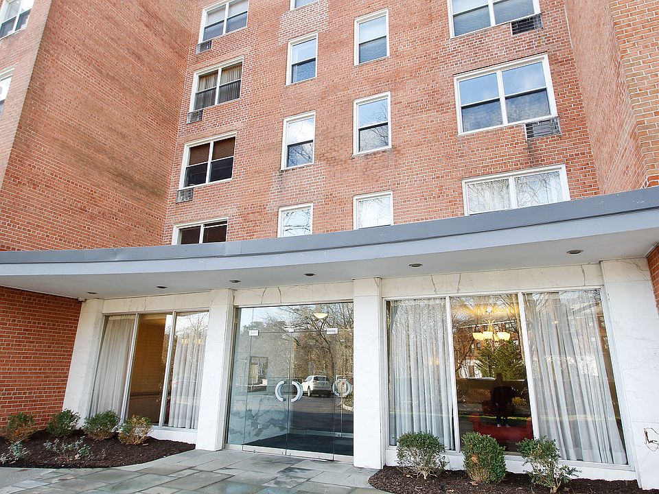 1st image of 177 E Hartsdale Ave APT Lf