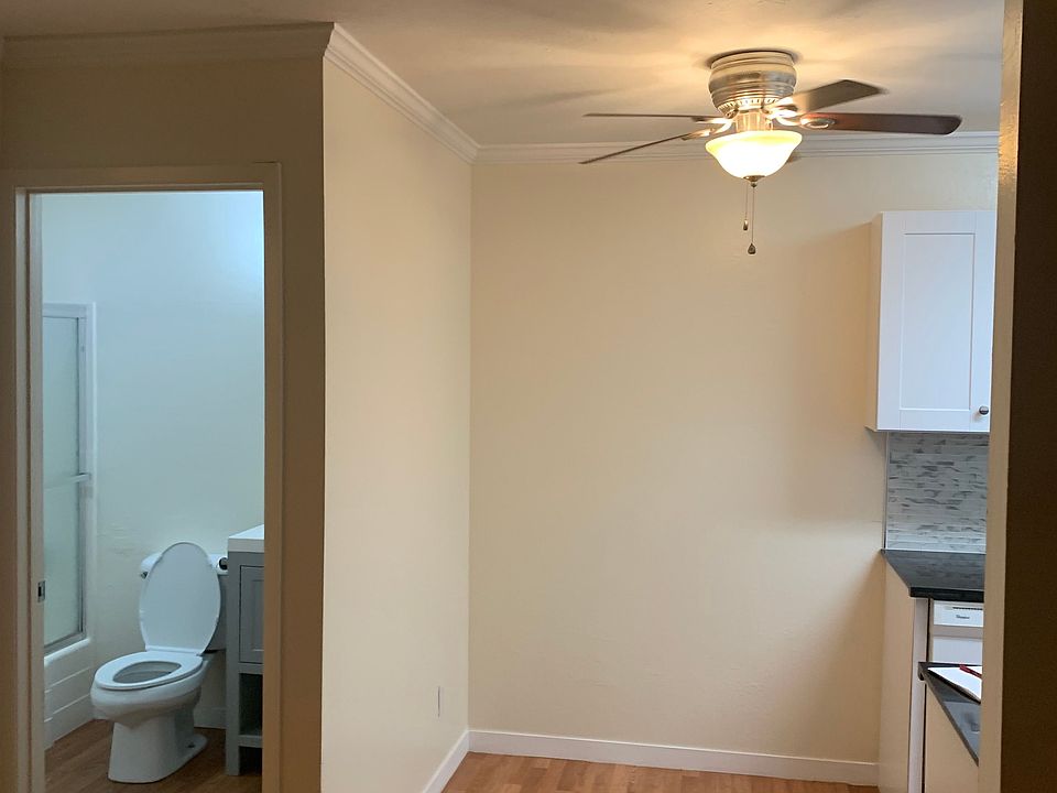 2nd image of 404 Boardwalk Ave