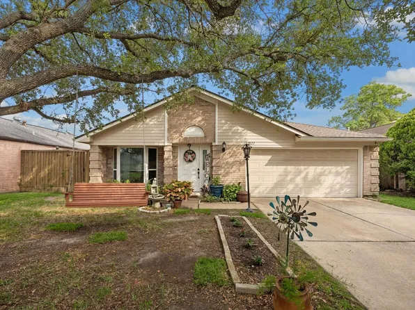 12827 Sandri Ln, Houston, TX 77077