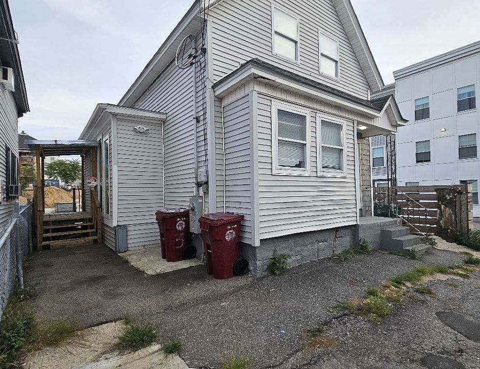 2nd image of 3 Forestview Ave