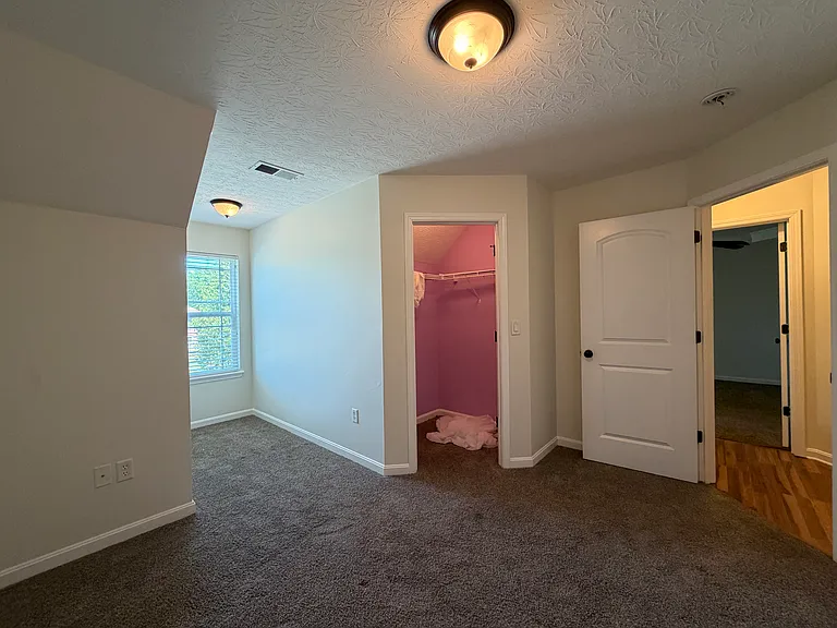 8214 Rachel Ln — Photo 17