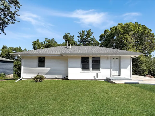 615 Lexington St, Carlisle, IA 50047