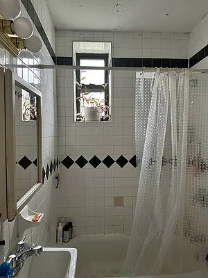 Rented by Standard Living Realty Inc | media 17