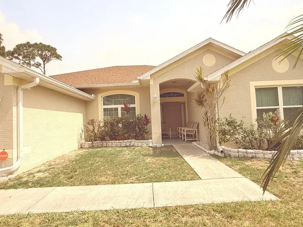 1613 SW Whipple Avenue, Port St Lucie, FL 34953